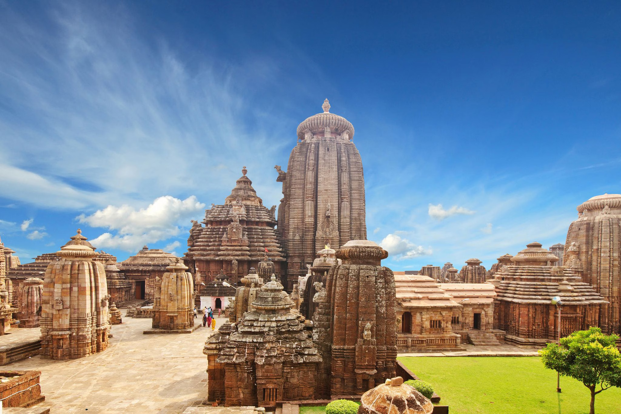 Book car rental in Bhubaneswar - Lingaraja Temple